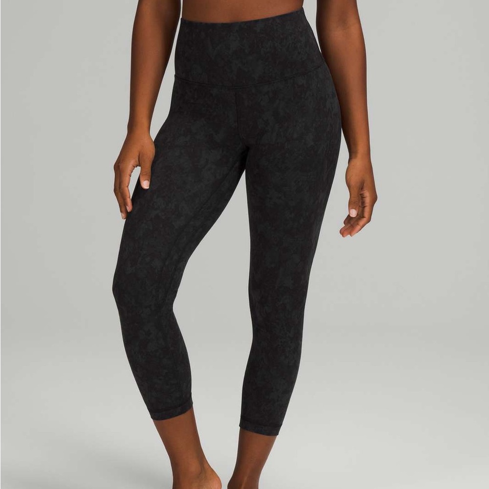 Lululemon Align High-Rise Crop 23" Hideaway Camo Deep Coal Multi Size 0
